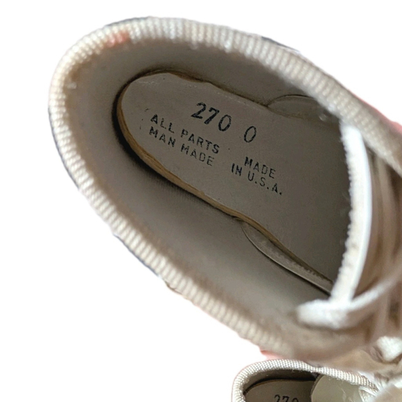 Vintage Baby Shoes Lot- White Leather With Bells, Canvas, Fur Booties - Picture 2 of 4